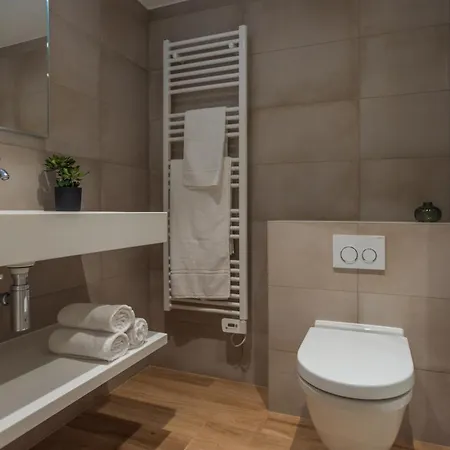 Cessange House By Rentaroo Pensjonat 3*