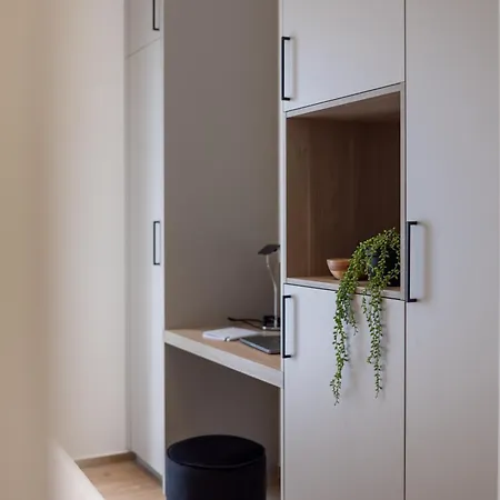 Pensjonat Cessange House By Rentaroo