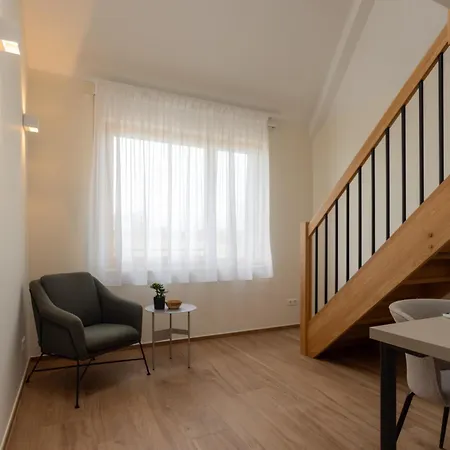 Cessange House By Rentaroo Maison d'hôtes *
