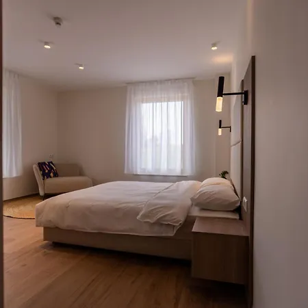 Cessange House By Rentaroo Pensjonat 3*