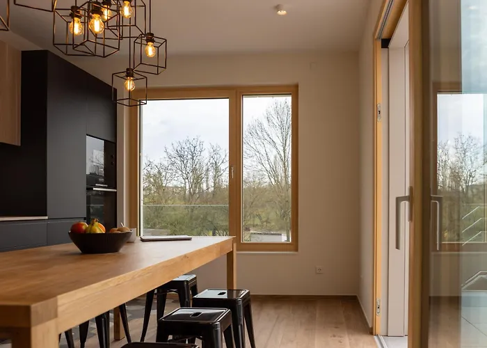 Cessange House By Rentaroo Gasthof